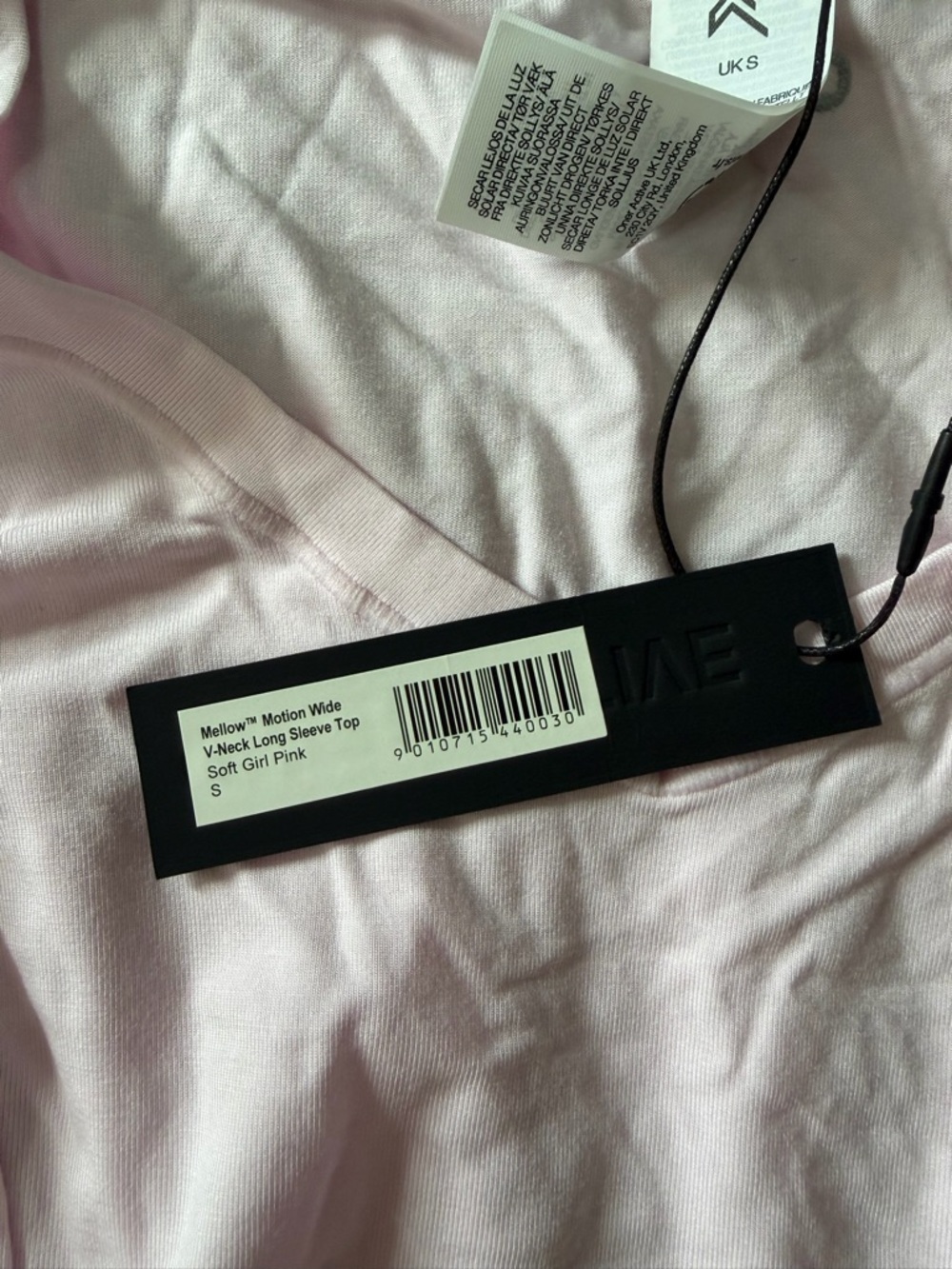 Oner active MELLOW™ MOTION WIDE V NECK LONG SLEEVE TOP - Picture 4 of 4